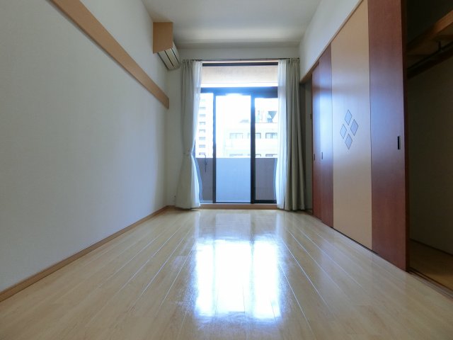 居室・リビング　詳細は、RISUMO江坂本店→06-6155-7137まで♪