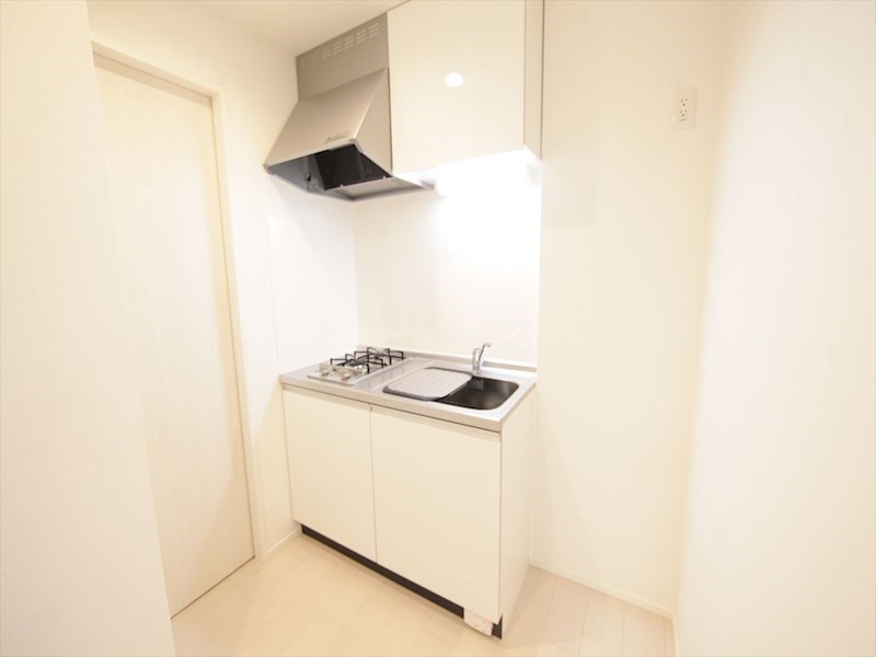 キッチン　システムキッチン（ガス2口コンロ付）