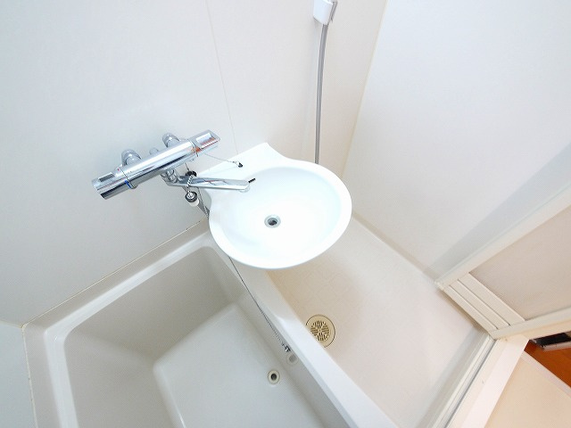 バス・シャワールーム　きれいなお風呂です