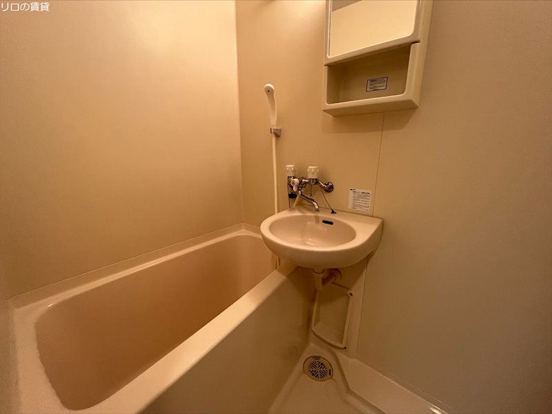 バス・シャワールーム　別号室イメージ