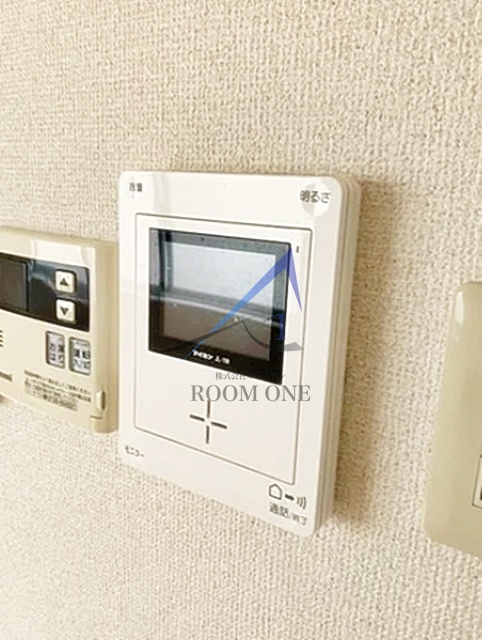 セキュリティ　モニター付きインターホンです。