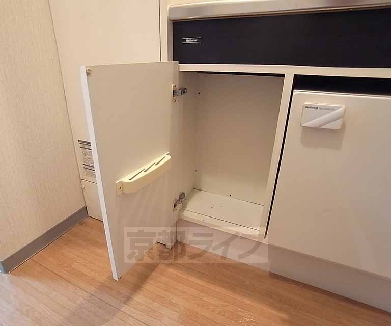収納　キッチン下の収納です。