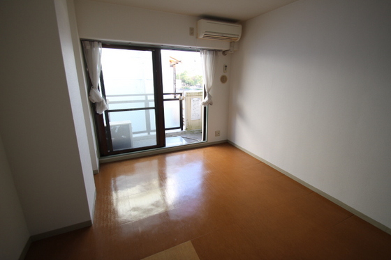 居室・リビング　他号室のお写真です