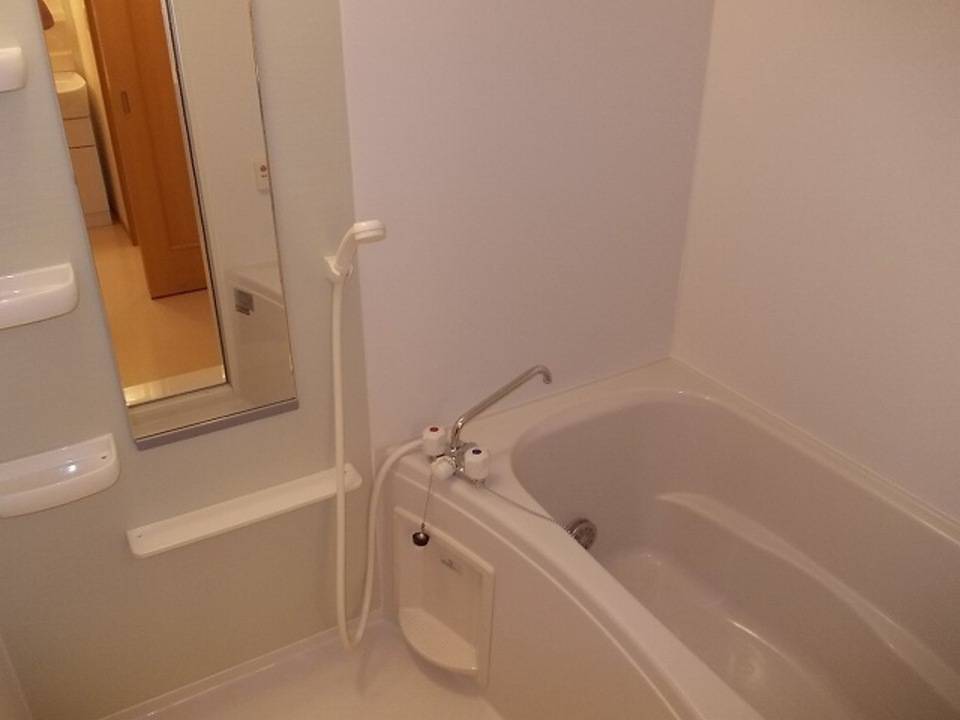 バス・シャワールーム　浴室