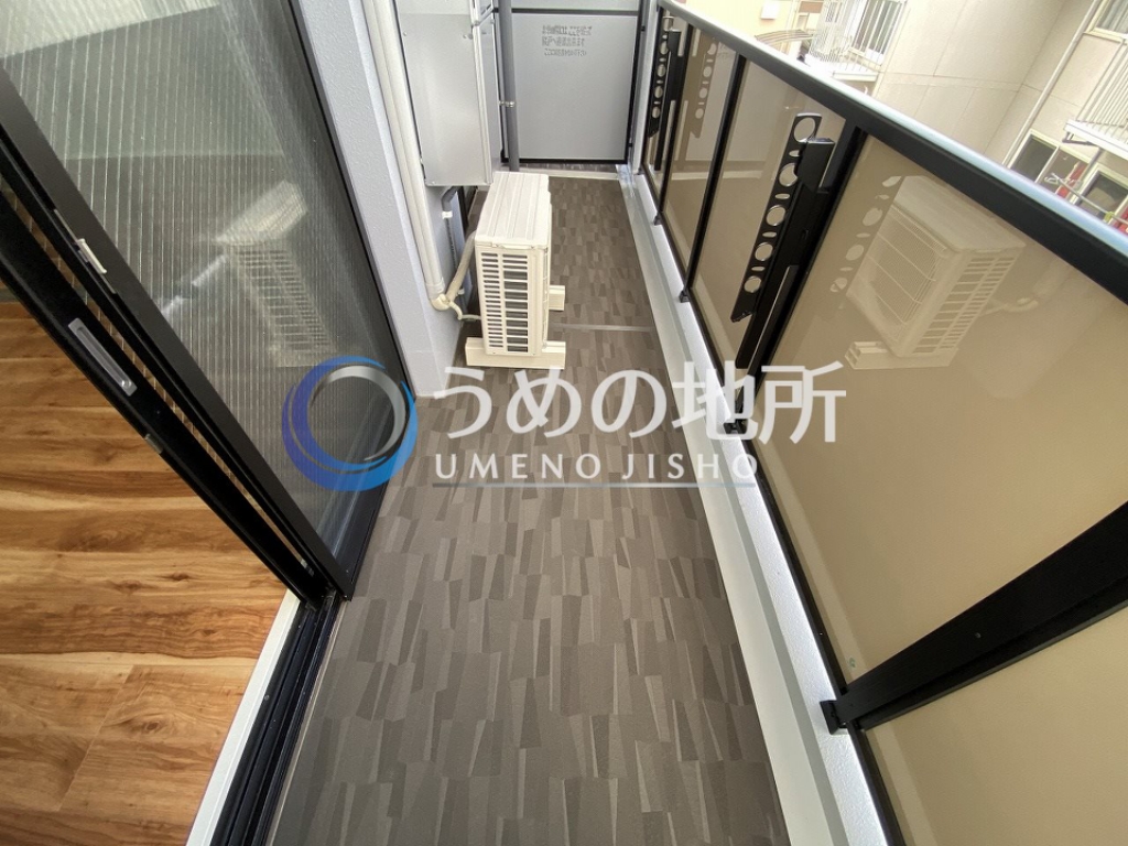 バルコニー　バルコニー