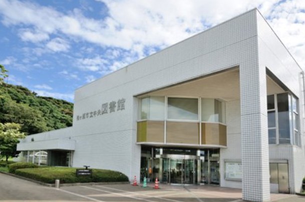 図書館　袖ヶ浦市立中央図書館（図書館）まで2780m