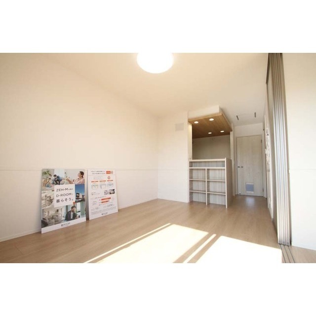 居室・リビング　※２０３にて撮影