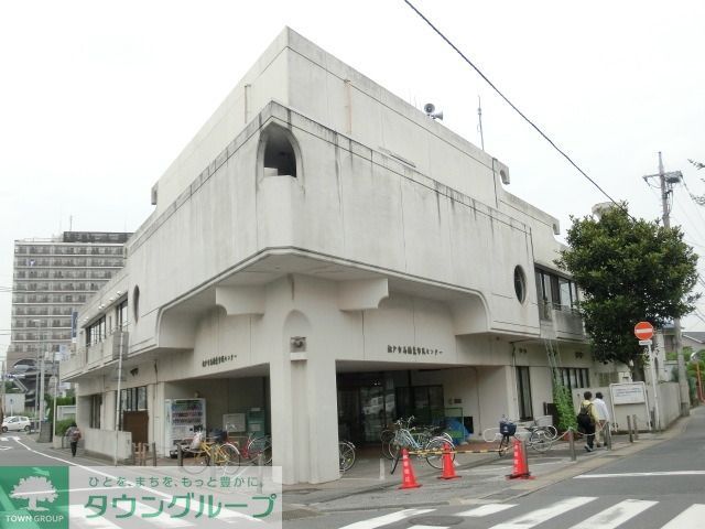 図書館　松戸市馬橋東市民センター（図書館）まで720m