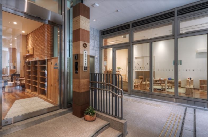 幼稚園・保育園　まちの保育園六本木（幼稚園・保育園）まで687m