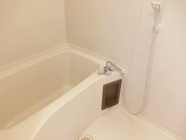 バス・シャワールーム　掃除のしやすいユニットタイプです！