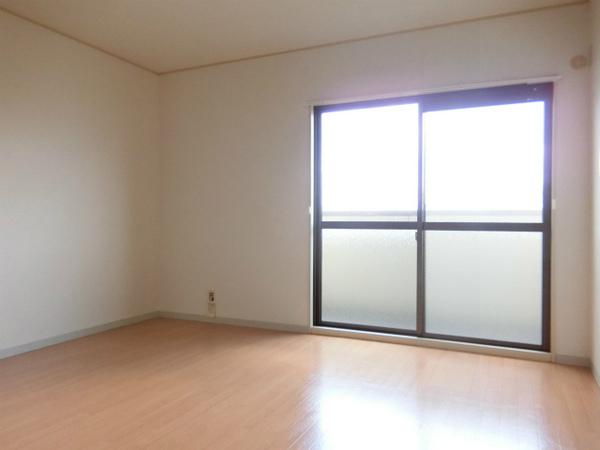 居室・リビング　明るいダイニング！