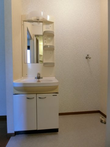 洗面設備　イメージ1Fの写真（反転あり）