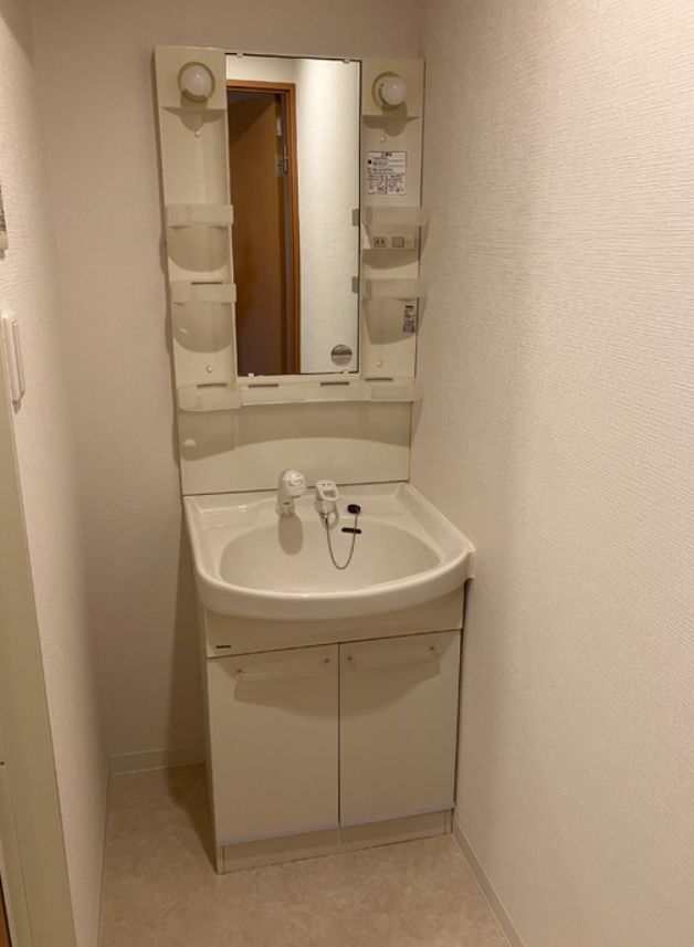 洗面設備　シャンプードレッサー