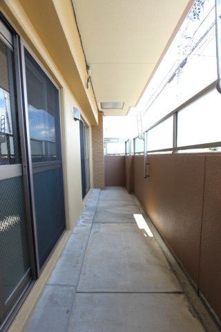 バルコニー　参考写真です。現況優先。