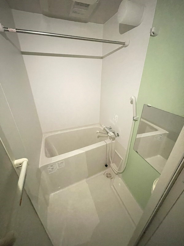 バス・シャワールーム　バスルーム