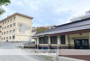 スーパー　マックスバリュくらし館猪野店（スーパー）まで3823m