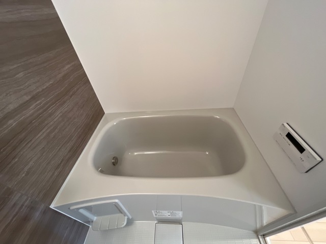 バス・シャワールーム　※同タイプの部屋写真です