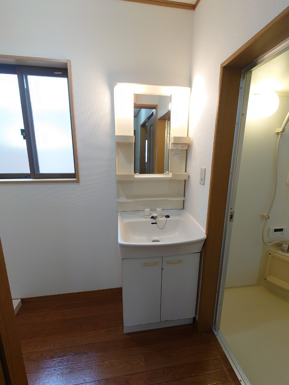 洗面設備　独立洗面台