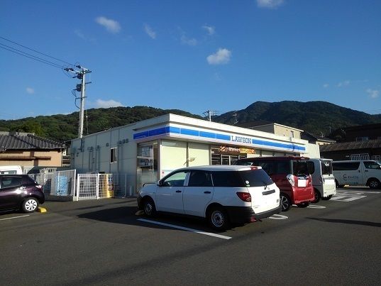 コンビニ　ローソン（コンビニ）まで57m