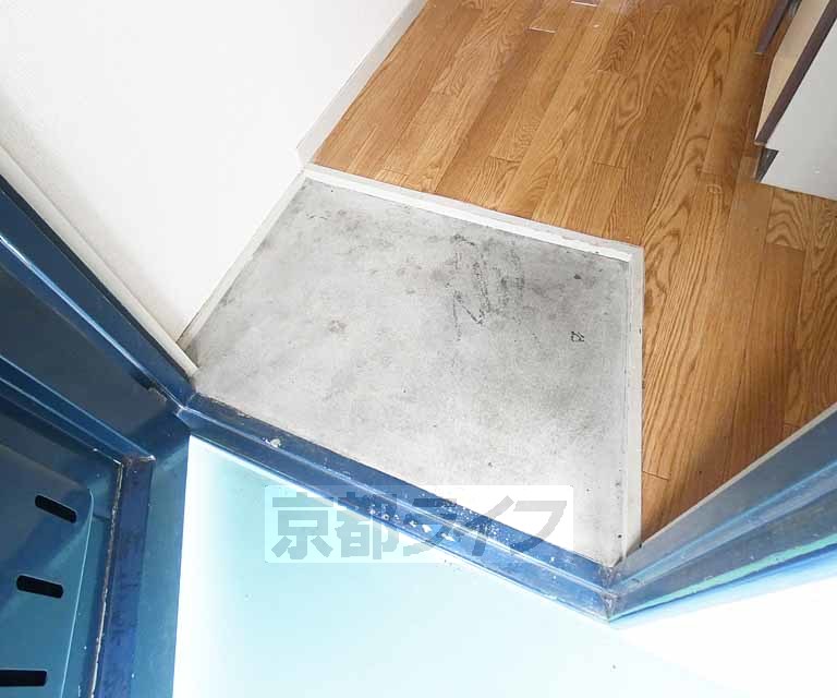 玄関　大きな段差がありません