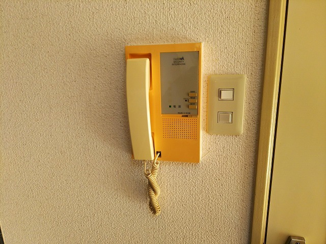 セキュリティ　オートロック付きなので来客時も安心ですね