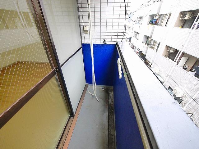 バルコニー　バルコニーがあります