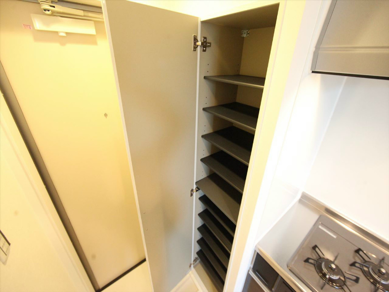 玄関　玄関　シューズボックス（収納充実してます）　イメージ写真