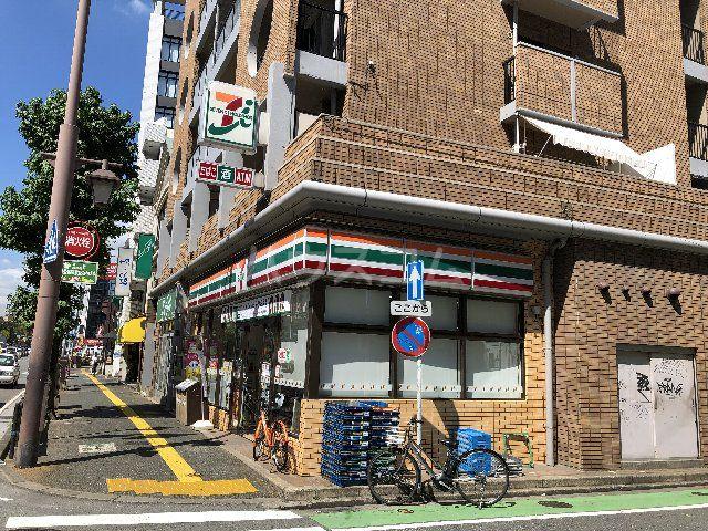 コンビニ　セブンイレブン 福岡六本松店（コンビニ）まで607m