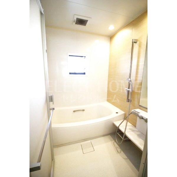 バス・シャワールーム　きれいなお風呂です