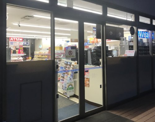 コンビニ　ローソン THETOYOSUTOWER店（コンビニ）まで107m