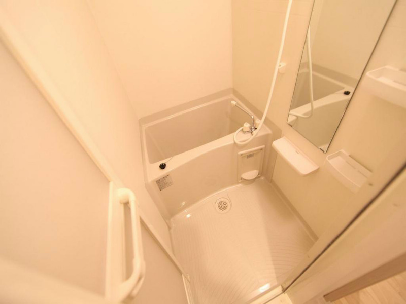 バス・シャワールーム　浴室暖房乾燥機　24時間換気機能付バスルーム