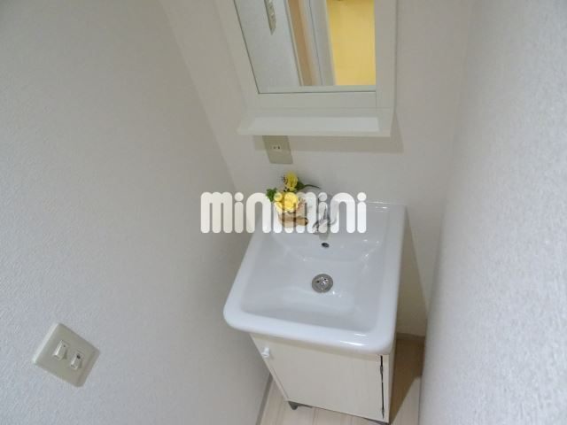 洗面設備　ラグとクッション