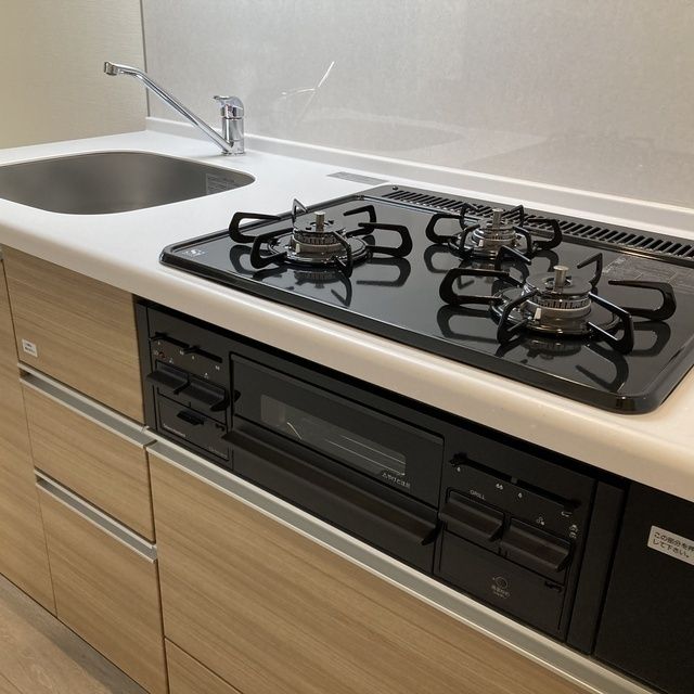 キッチン　※反転タイプの写真を使用しています。