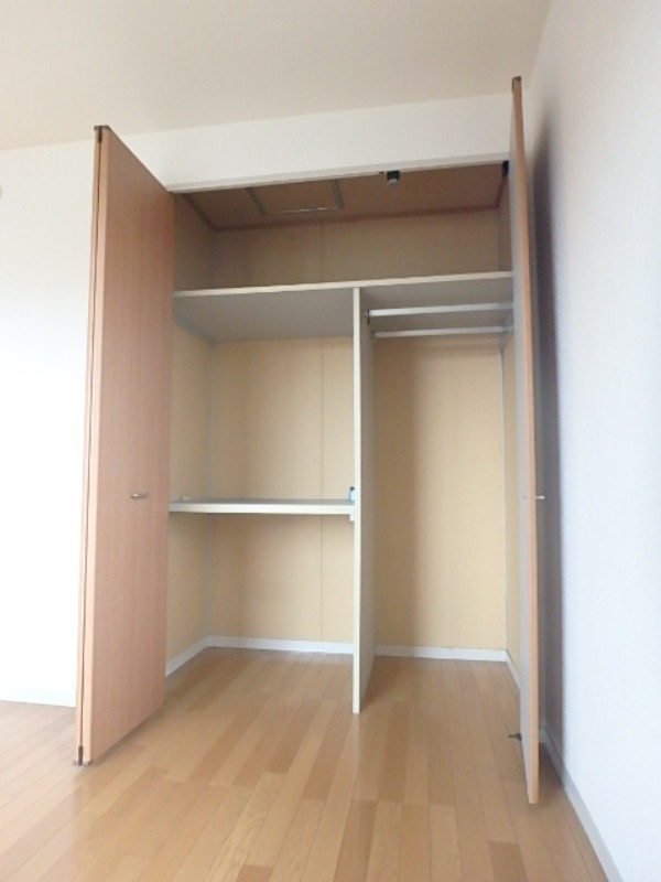 収納　図面と現状に相違がある場合には現状を優先