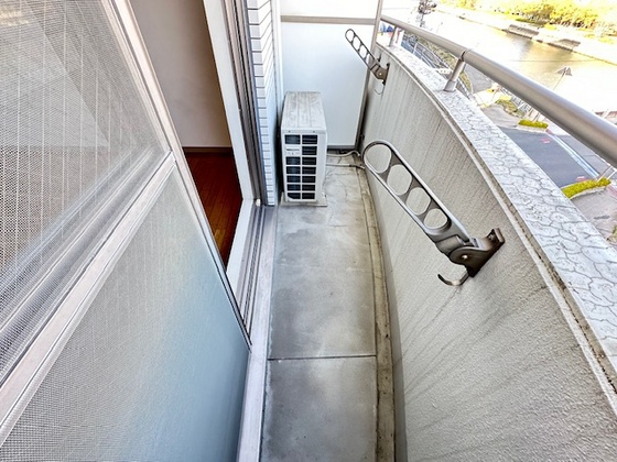 バルコニー　※別部屋の写真です