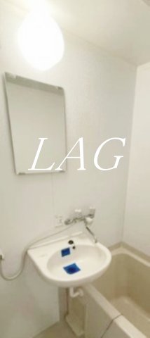 洗面設備　洗面台です。