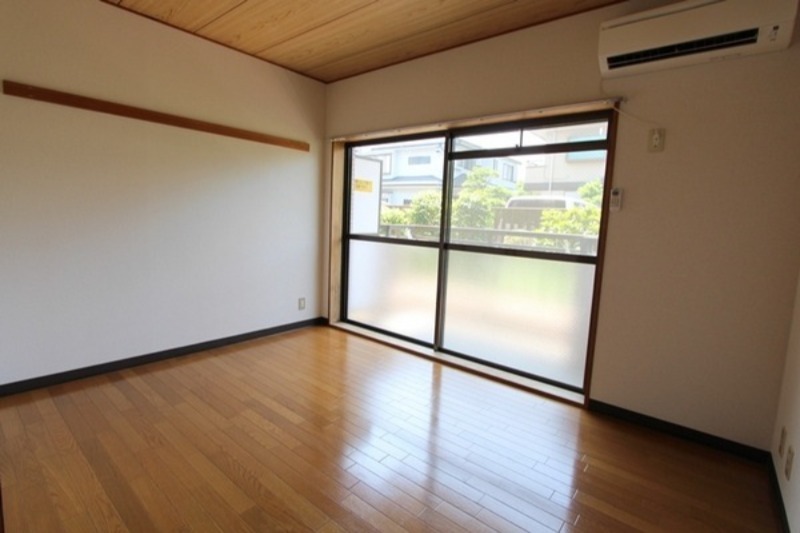 その他部屋・スペース　６帖の洋室です♪