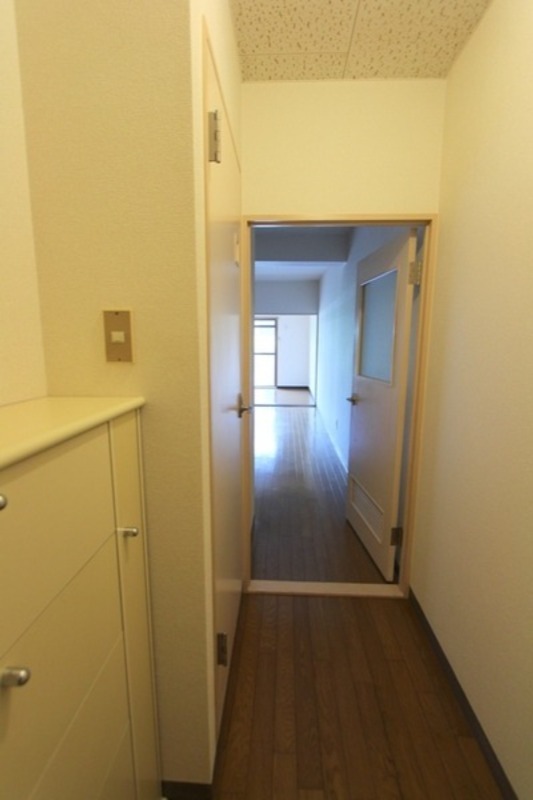 玄関　玄関から見たお部屋♪