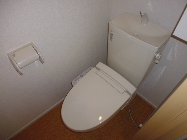 トイレ　シャワー付きトイレ