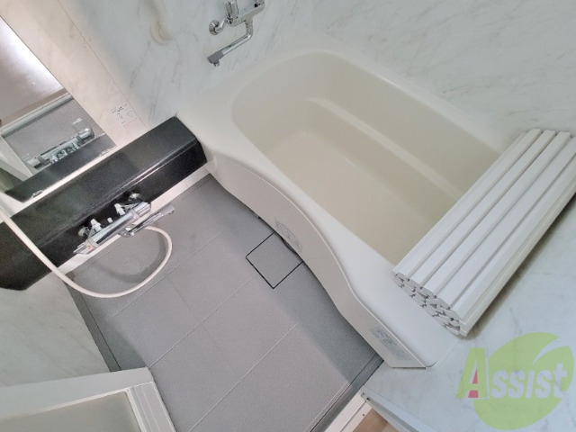 バス・シャワールーム　お風呂もゆったり入れるサイズ感がグッド。