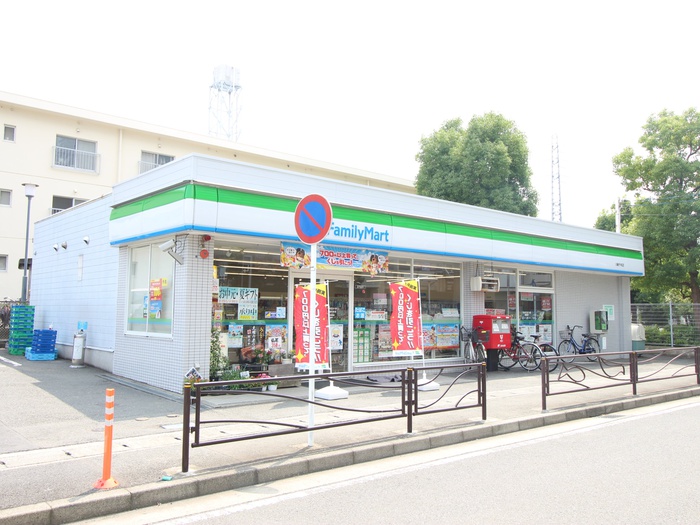 コンビニ　ファミリーマート　川崎高津千年店（コンビニ）まで500m
