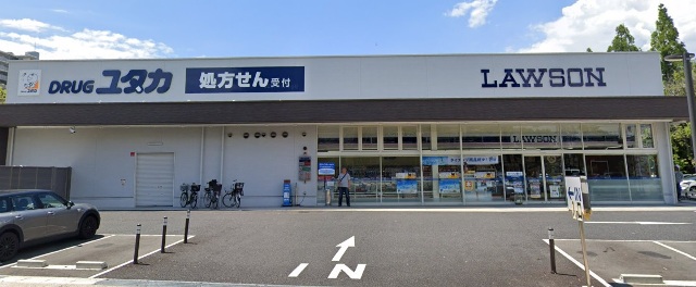 コンビニ　ローソン（コンビニ）まで851m