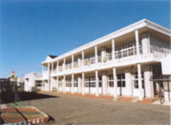 幼稚園・保育園　第二耕雲寺幼稚園（幼稚園・保育園）まで1042m