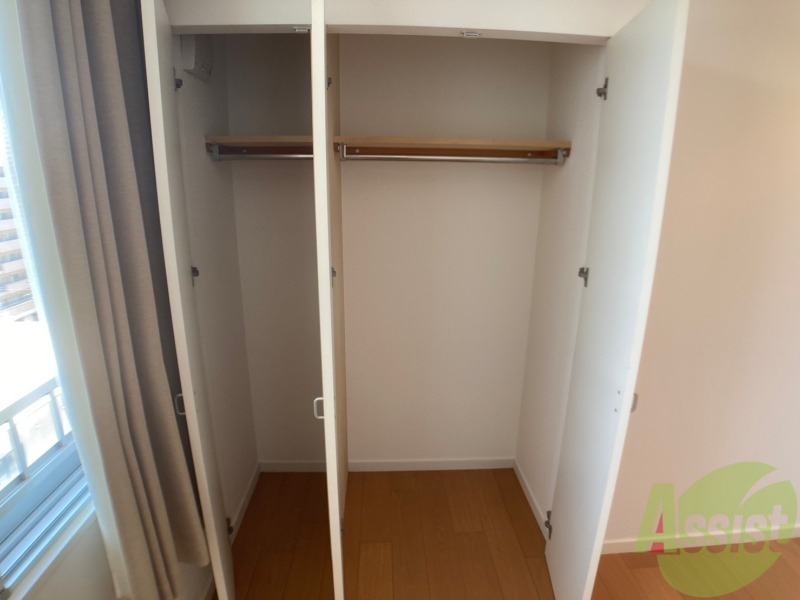 収納　寝室の収納です。部屋がすっきり片付きます。