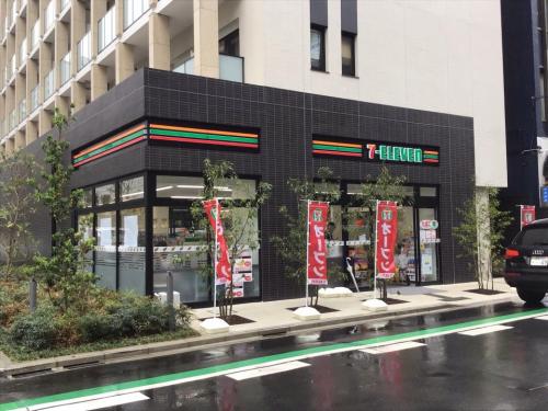 コンビニ　セブンイレブン 赤坂氷川坂下店（コンビニ）まで115m