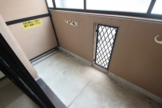バルコニー　※別部屋の写真です