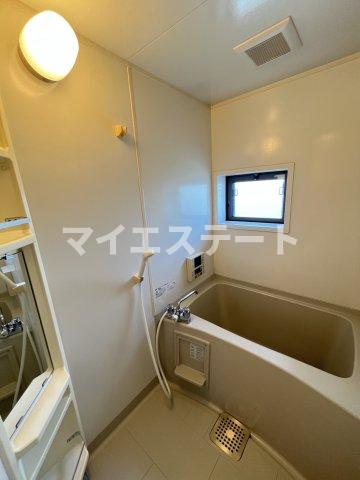 バス・シャワールーム　別部屋写真使用