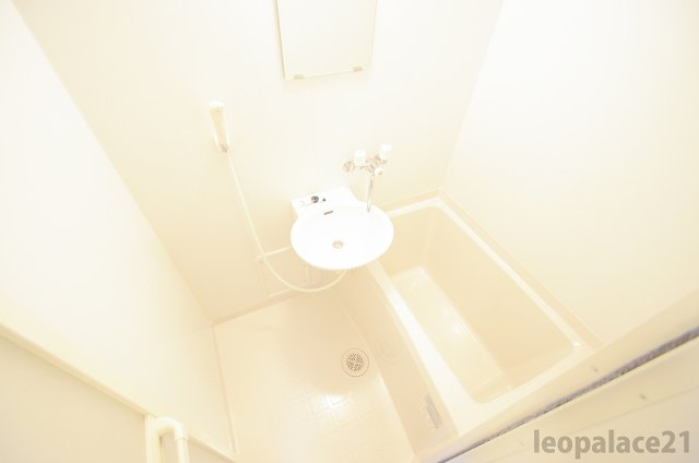 バス・シャワールーム　備品や設備仕様は号室等により異なります現地をご確認下さい。