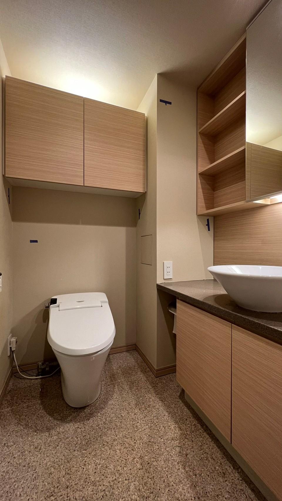 トイレ　トイレ