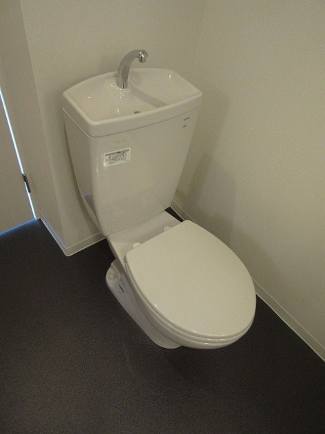 トイレ　別号室写真使用